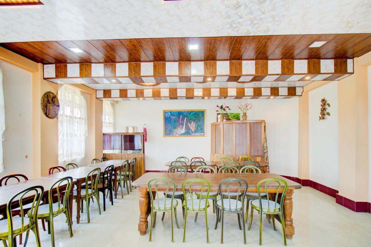 Capital O 79144 Coniferous Resort Cherrapunji Exterior foto